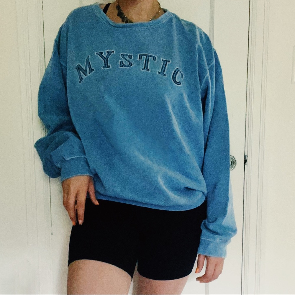 VINTAGE BLUE MYSTIC SWEATSHIRT